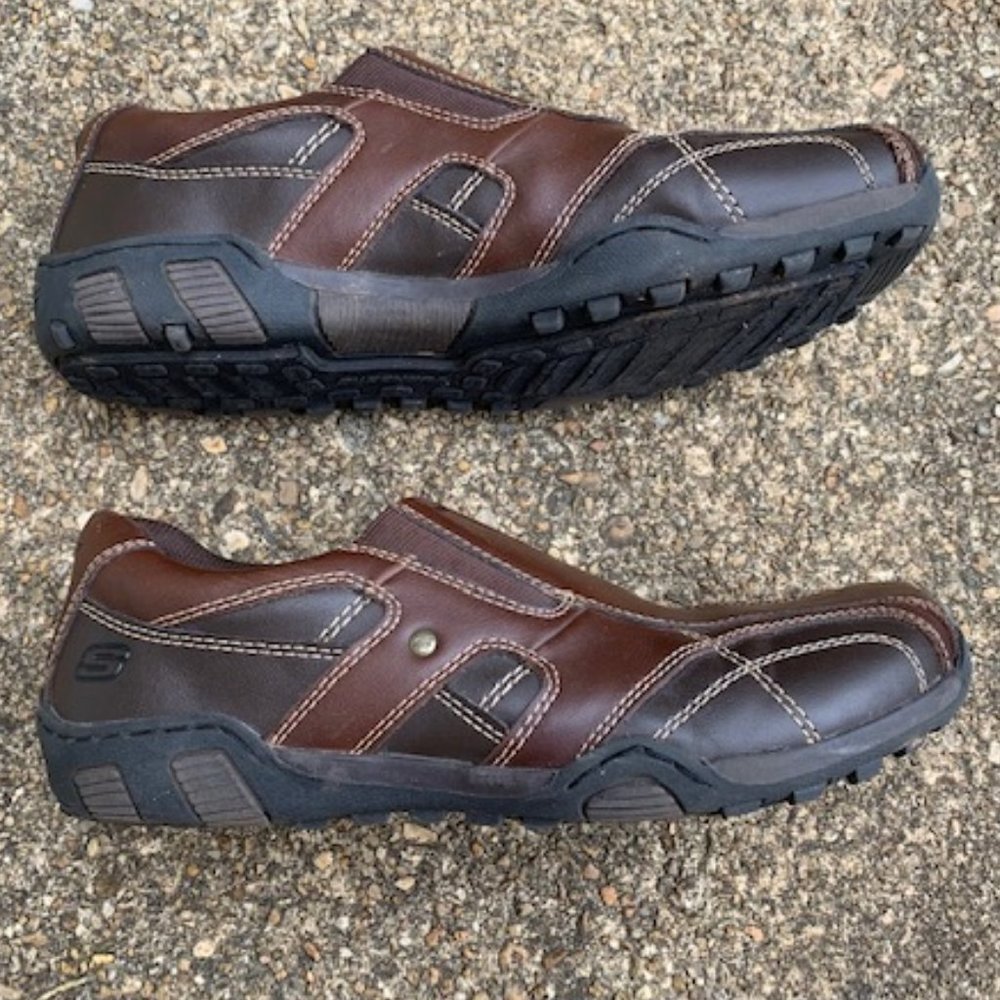 Boy's size 6 brown slip on shoes - Picture 3 of 13